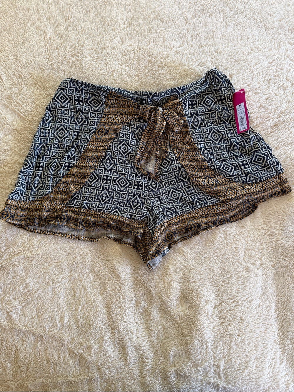 NWT Xhilaration Blue White Boho Geometric Tie Front Shorts Size Medium